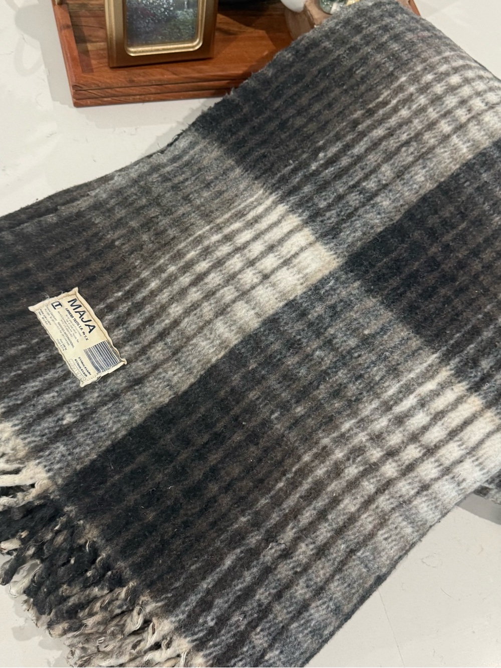 MAJA Rustic Vintage Plaid Fringe Big 7.5 X 7ft Blanket Lodge Cabin Winter Beddin